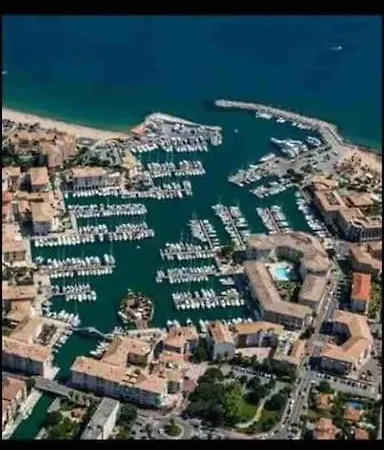 Location Port Frejus, Bord De Mer Exterior photo